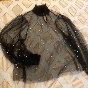 Mesh blouse with pearls